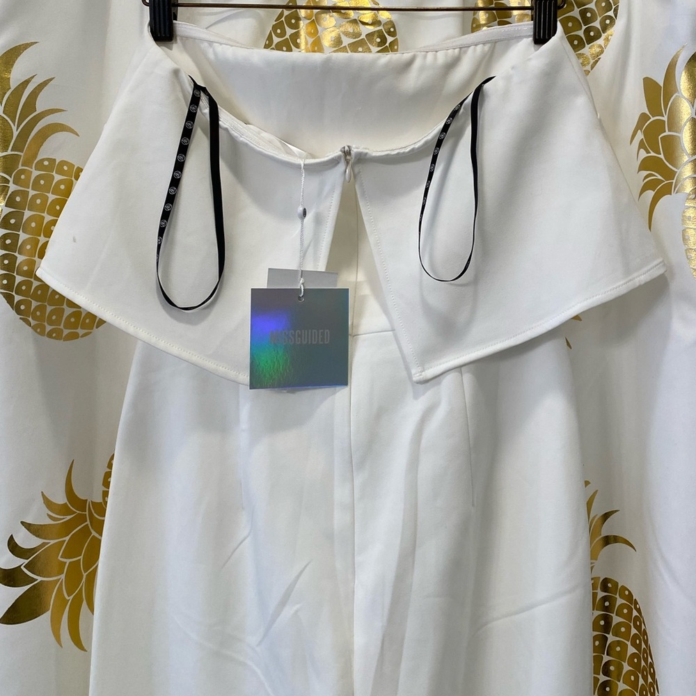White MISGUIDED Strapless Jumpsuit - Picture 8 of 9